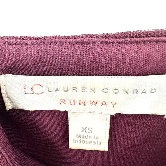 LC Lauren Conrad Runway size XS sleeveless mini dress tiered purple burgundy‎ - Picture 5 of 6